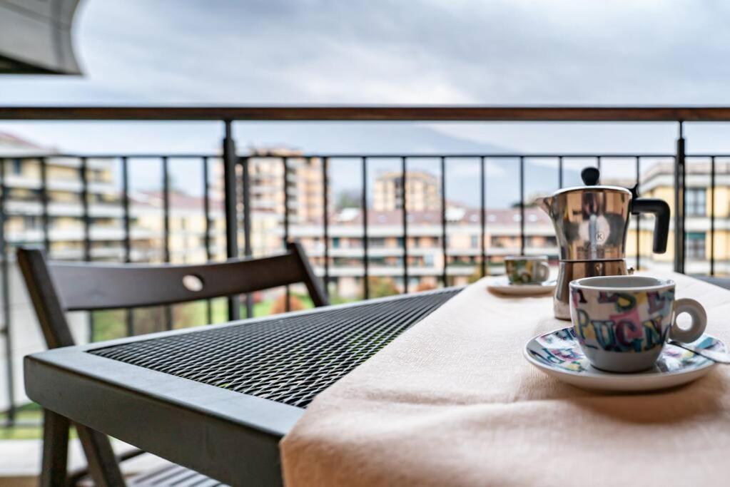 Broletto Park Apartment - Affitti Brevi Italia Лекко Экстерьер фото